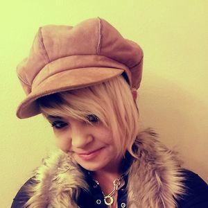 Meet your Posher, Karlisha